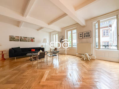Appartement - 140 m² - 5 pièces