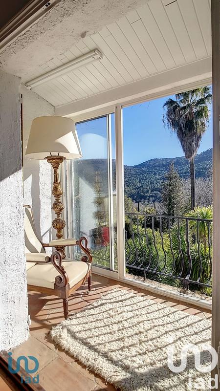 Maison - 158 m² - 4 pièces