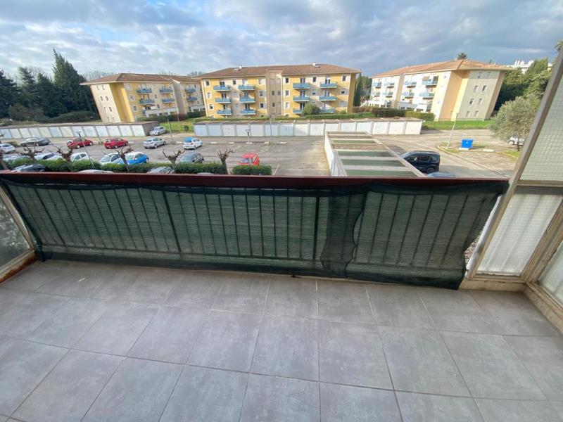 Studio - 82 m² - 4 pièces