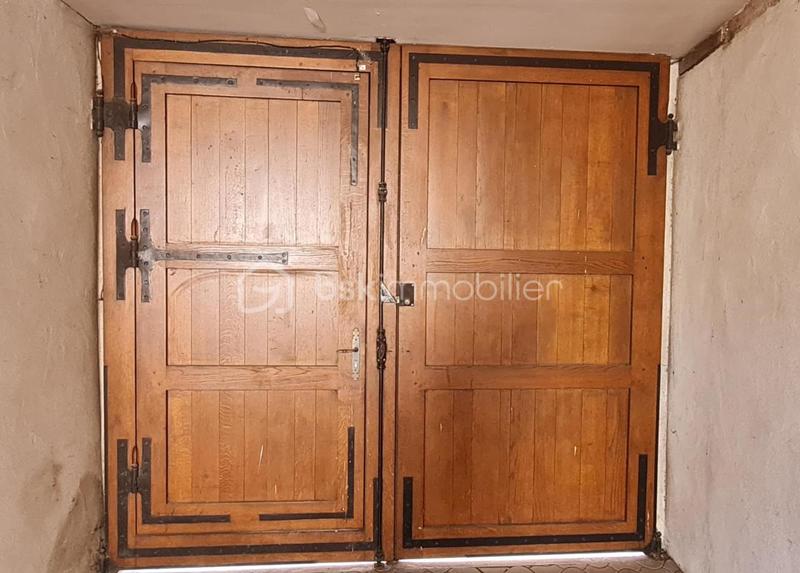 Maison - 180 m² - 8 pièces