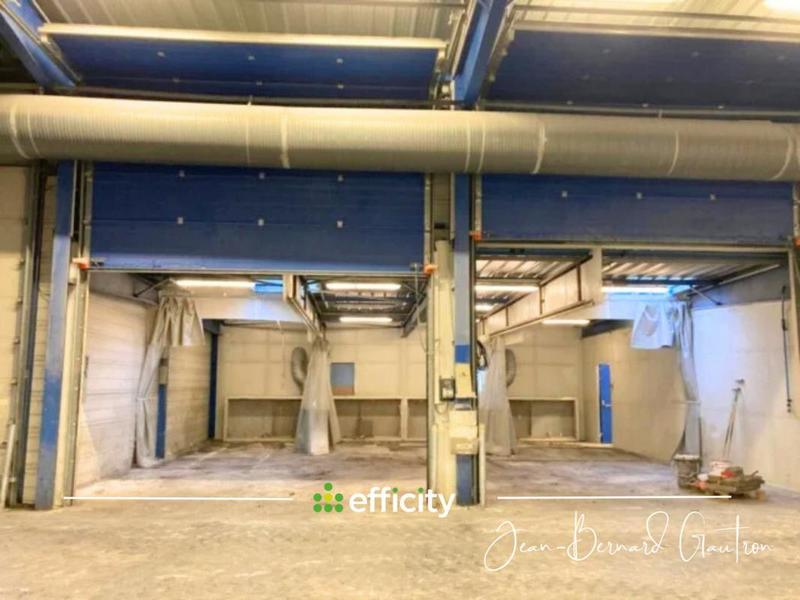 Entrepôt - 2 650 m² - 6 pièces