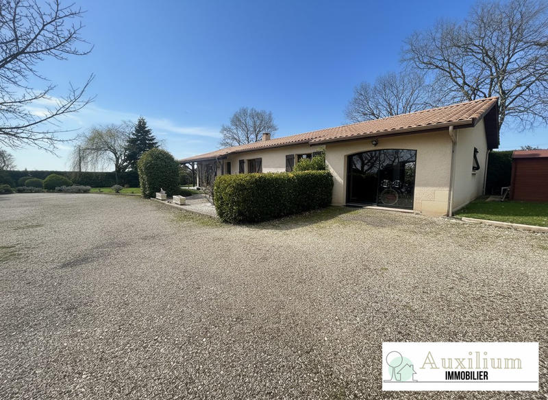 Maison - 146 m² - 6 pièces