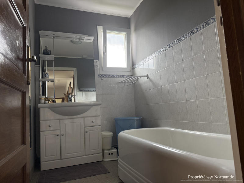 Maison - 151 m² - 6 pièces