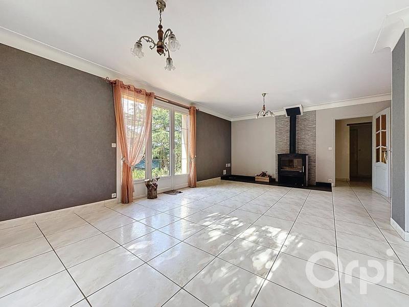 Maison - 135 m² - 4 pièces