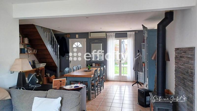 Maison - 133 m² - 8 pièces
