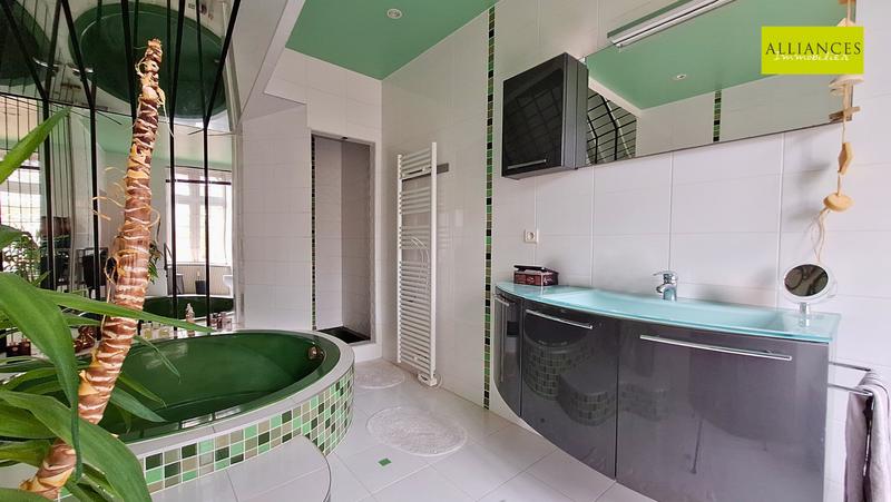 Appartement - 131 m² - 5 pièces