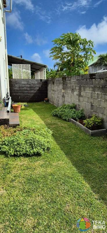 Maison jumelée - 180 m² - 10 pièces