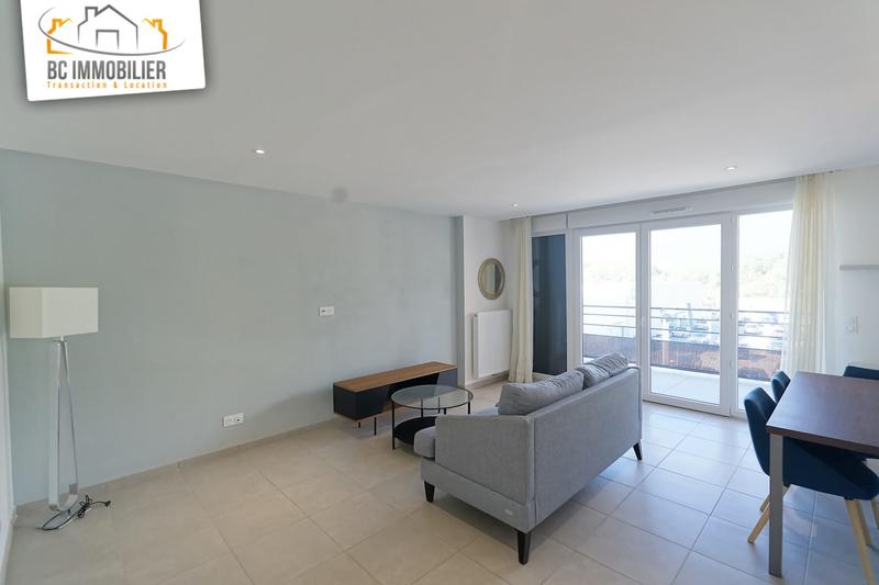 Appartement - 70 m² - 3 pièces