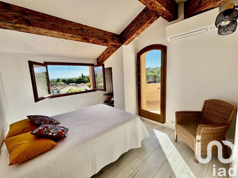 Maison - 212 m² - 8 pièces