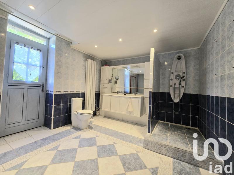 Maison de village - 212 m² - 7 pièces