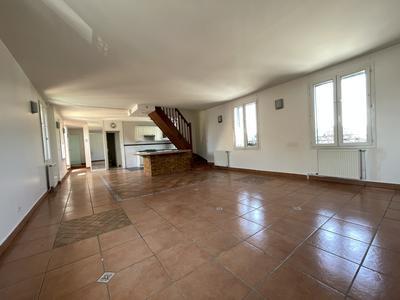 Appartement - 105 m² - 6 pièces