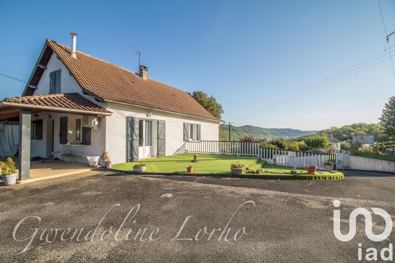 Maison - 225 m² - 7 pièces