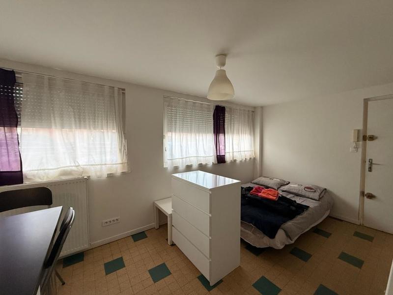 Studio - 21 m² - 1 pièce