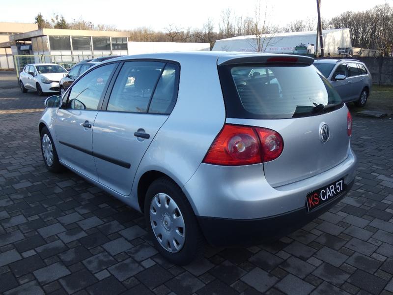 Volkswagen Golf 1.6 16s 115 Fsi Trend