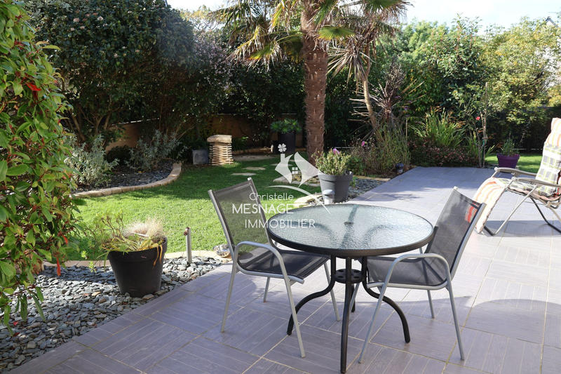 Maison contemporaine - 172 m² - 7 pièces