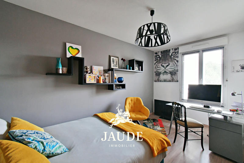 Appartement - 91 m² - 3 pièces