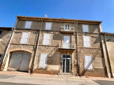 Maison - 212 m² - 5 pièces