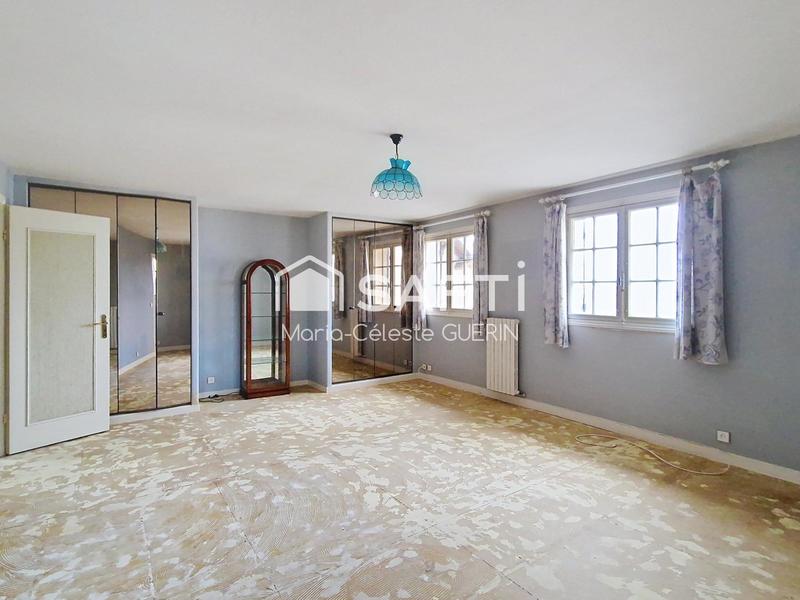 Maison - 248 m² - 7 pièces