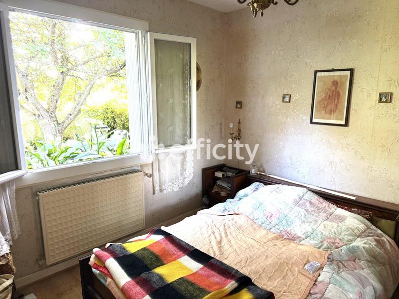 Maison - 93 m² - 5 pièces