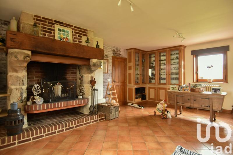 Maison - 220 m² - 8 pièces