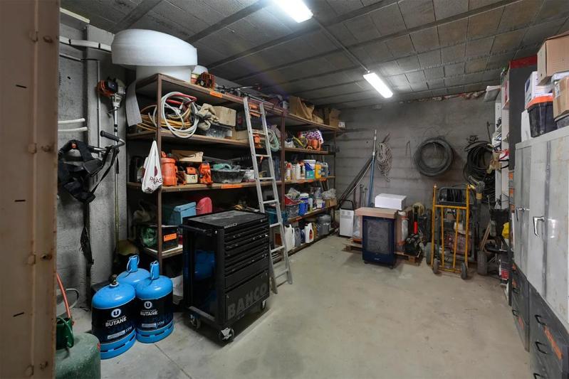 Propriété - 520 m² - 8 pièces