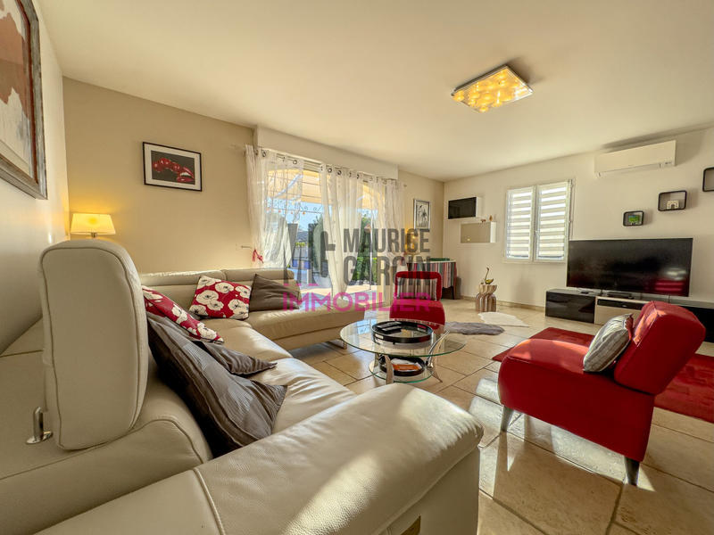 Maison - 120 m² - 4 pièces