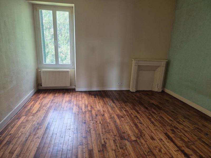 Maison - 210 m² - 9 pièces