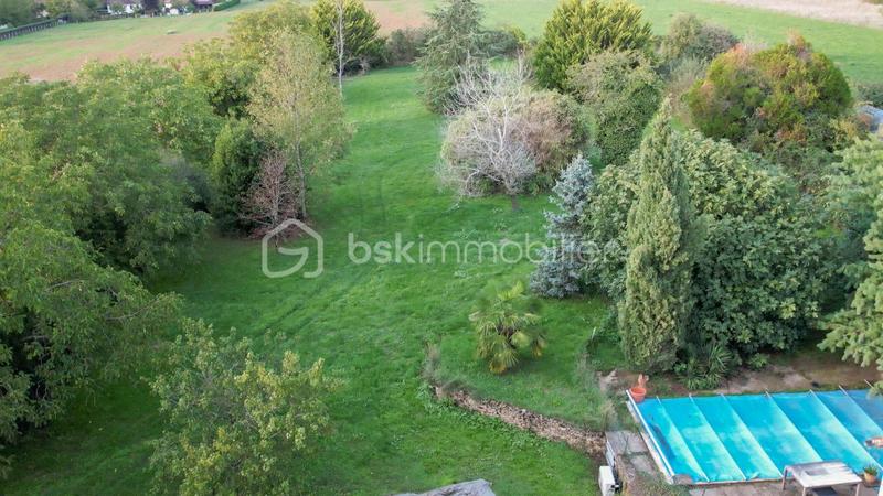 Maison - 98 m² - 4 pièces