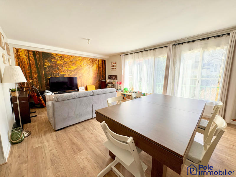 Appartement - 101 m² - 5 pièces