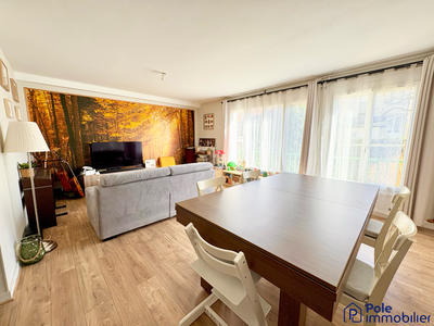 Appartement - 101 m² - 5 pièces