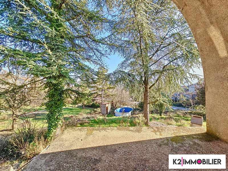 Appartement - 100 m² - 4 pièces