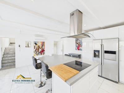 Maison - 134 m² - 7 pièces