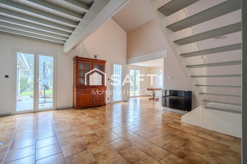 Maison - 143 m² - 5 pièces