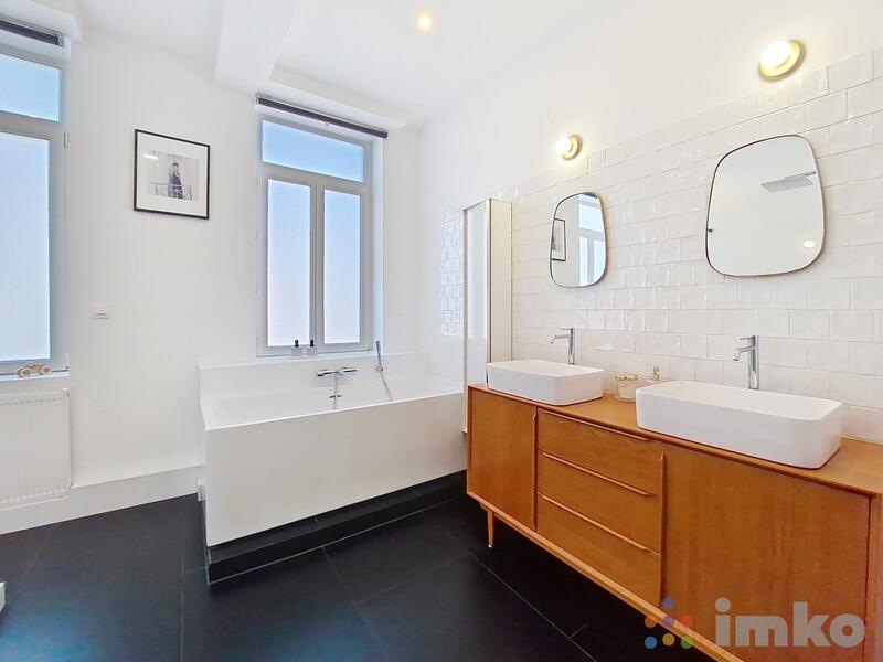 Maison - 165 m² - 5 pièces