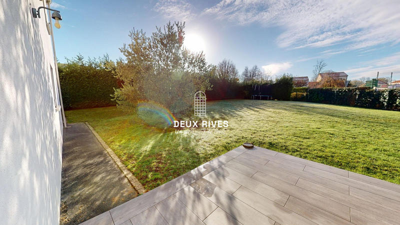 Maison traditionnelle - 120 m² - 6 pièces