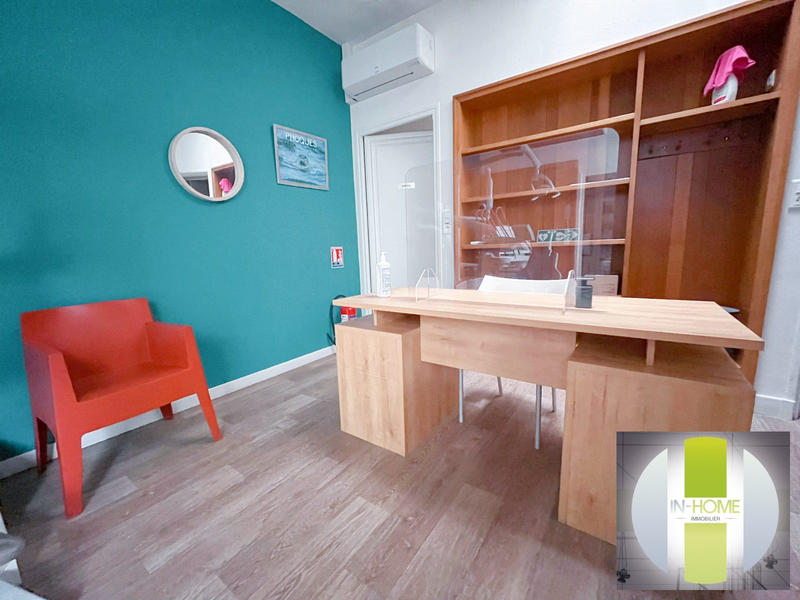 Maison - 272 m² - 2 pièces