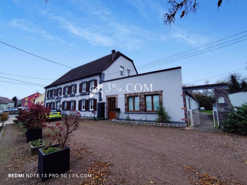 Propriété - 525 m² - 15 pièces