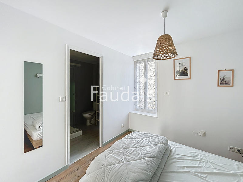 Maison - 140 m² - 8 pièces