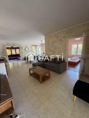 Maison - 138 m² - 8 pièces