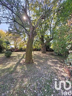 Maison - 460 m² - 12 pièces