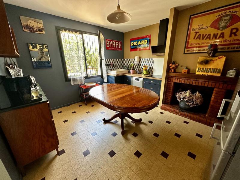 Maison chambre d'hôtes - 340 m² - 8 pièces