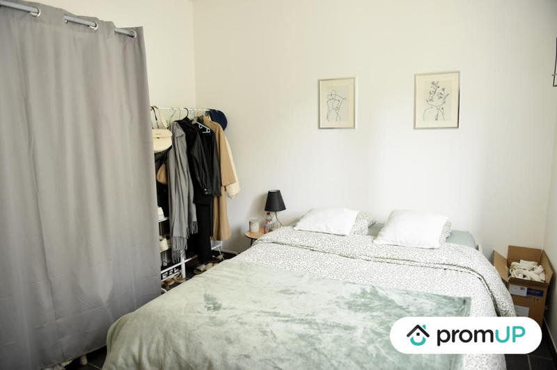 Maison - 365 m² - 6 pièces