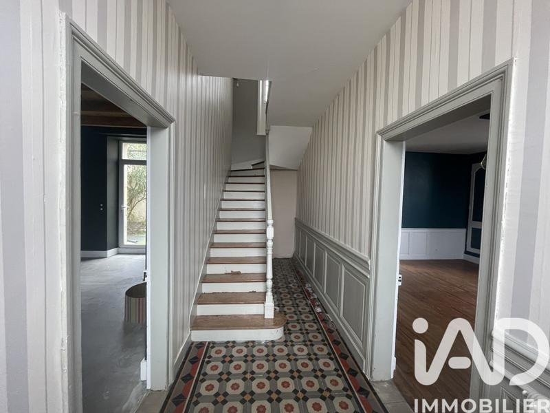 Maison de ville - 200 m² - 6 pièces