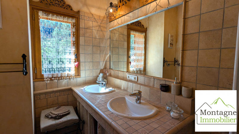 Maison - 165 m² - 7 pièces