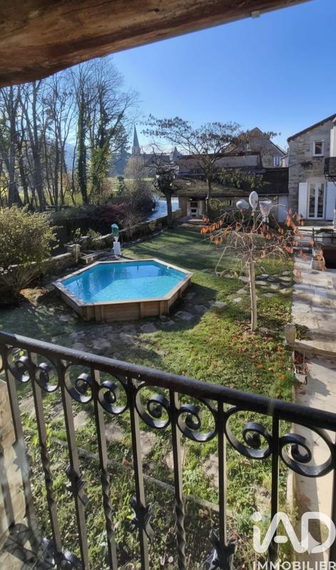 Maison - 400 m² - 17 pièces