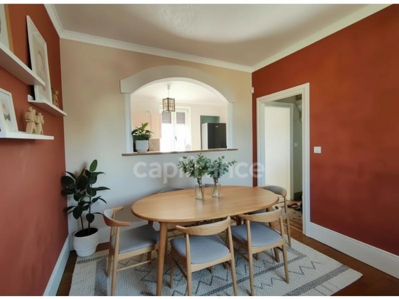 Maison - 108 m² - 6 pièces