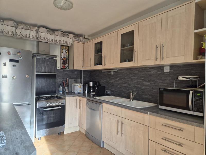 Maison - 176 m² - 7 pièces