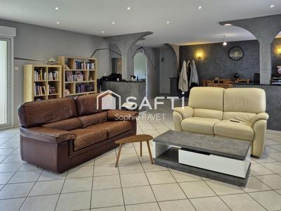 Maison - 150 m² - 6 pièces