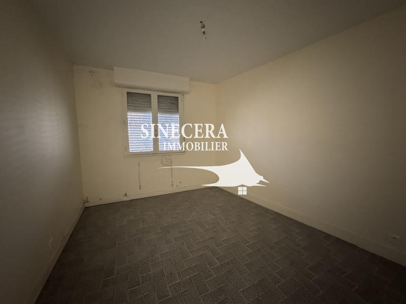 Local commercial - 1 087 m²