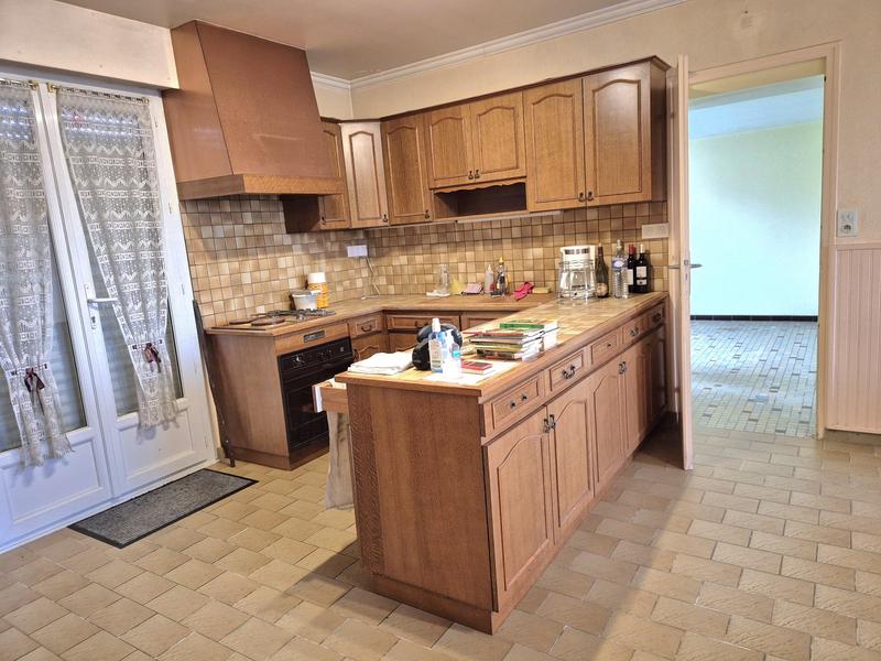 Maison - 164 m² - 7 pièces